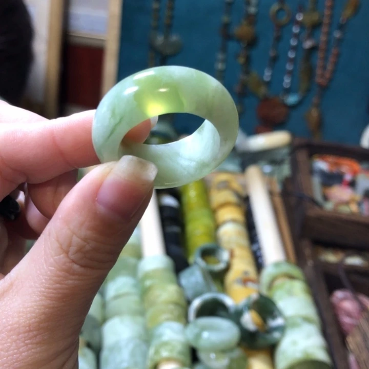 岫玉未镶嵌岫玉五帝钱手链"****东