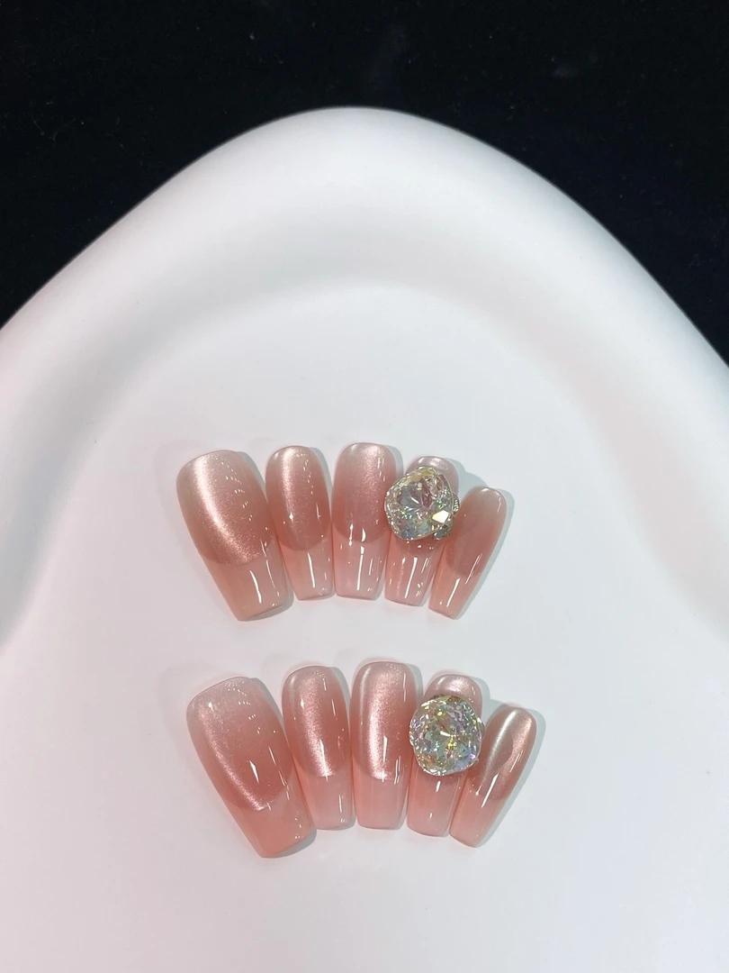 【星朵轻奢】蜜桃微甜-甜美粉透猫眼纯手工穿戴甲纯长款个性中梯