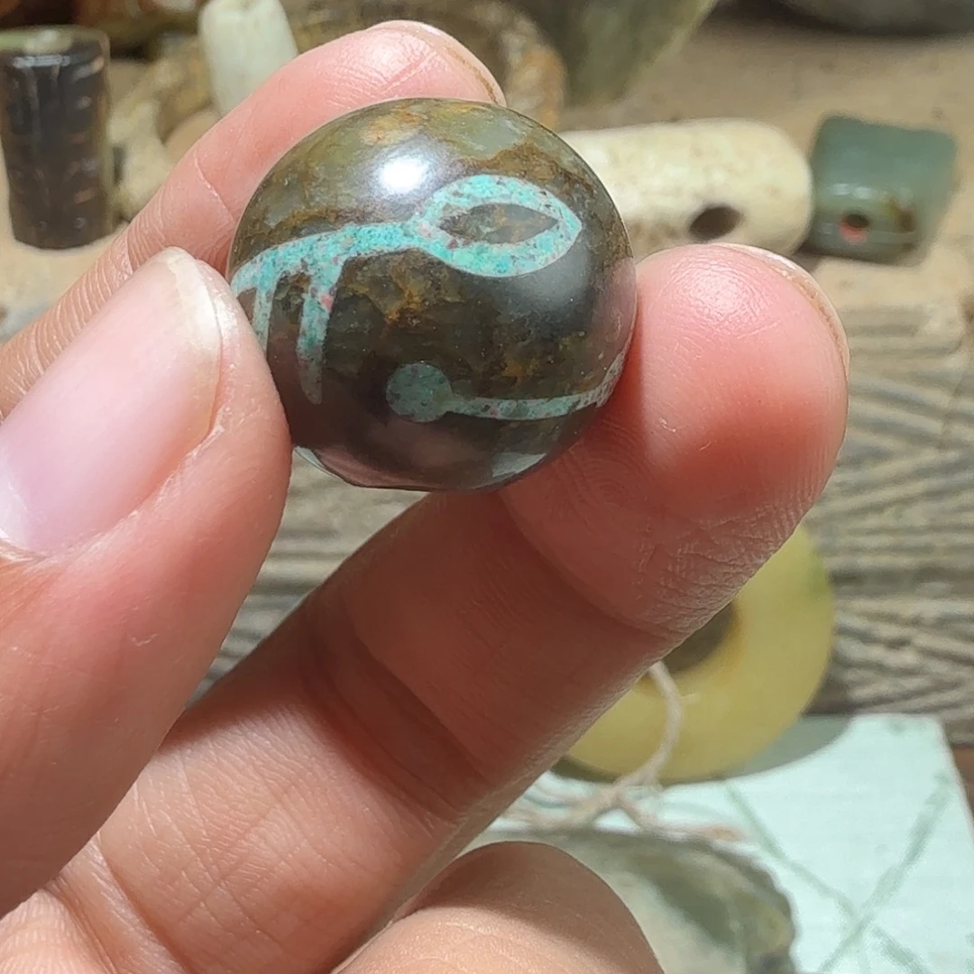 和田玉未镶嵌车挂