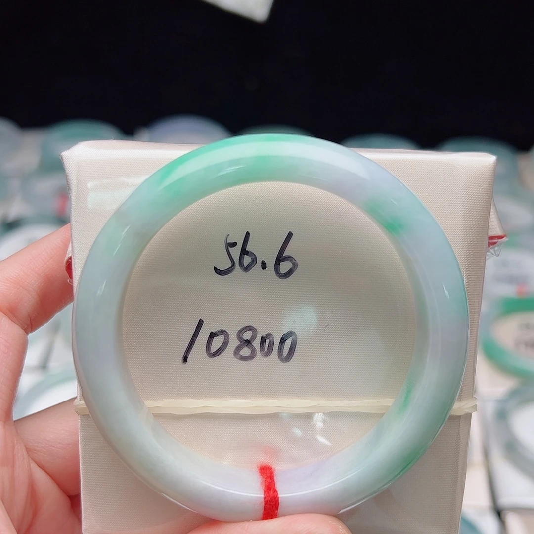 未镶嵌手镯翡翠正圈