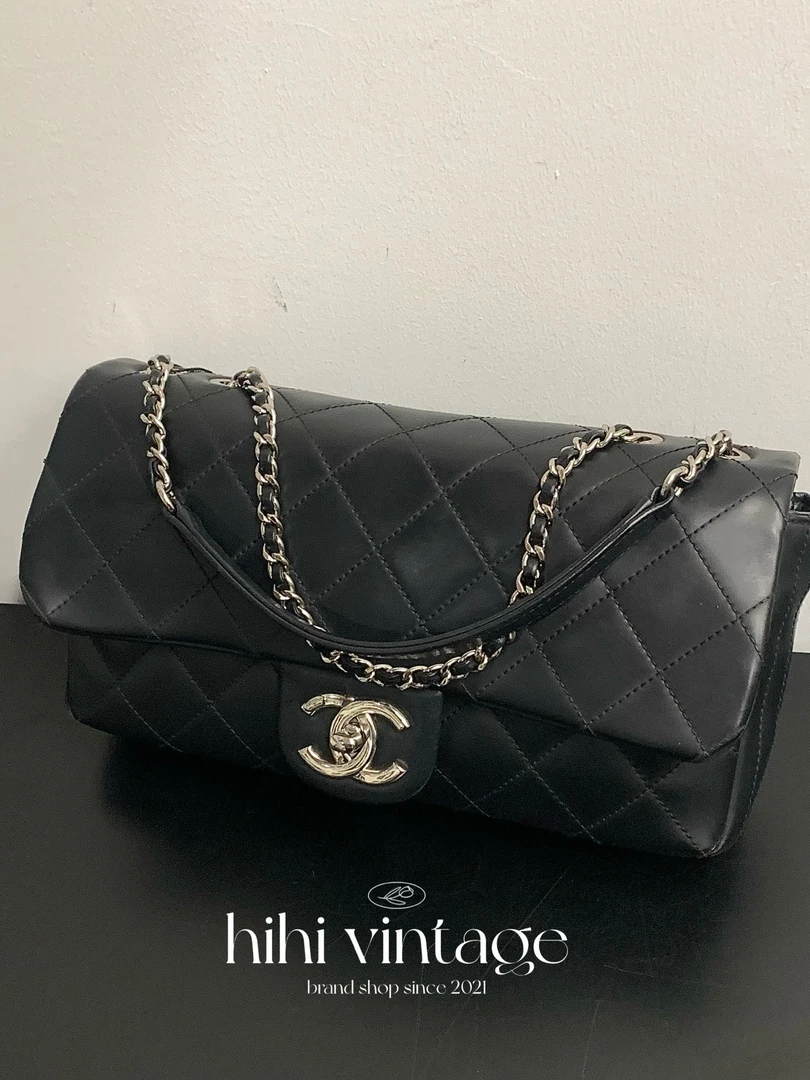 99新 Chanel/香奈儿 黑银外缝线菱格纹单肩包 22开  /13357972