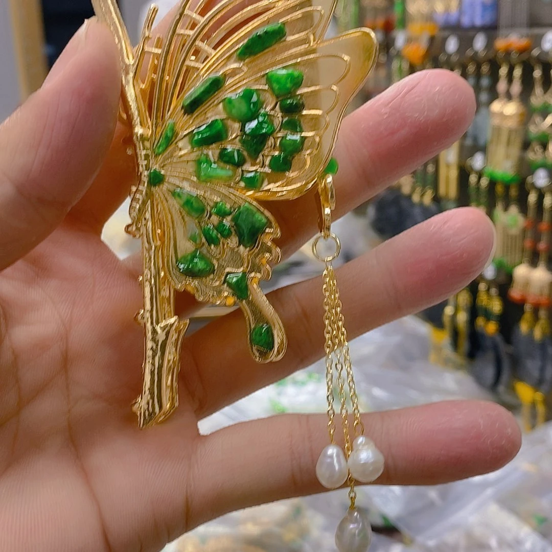 翡翠合金耳饰翡翠