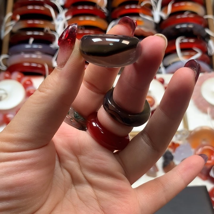 玛瑙/玉髓戒指未镶嵌鸡****馍