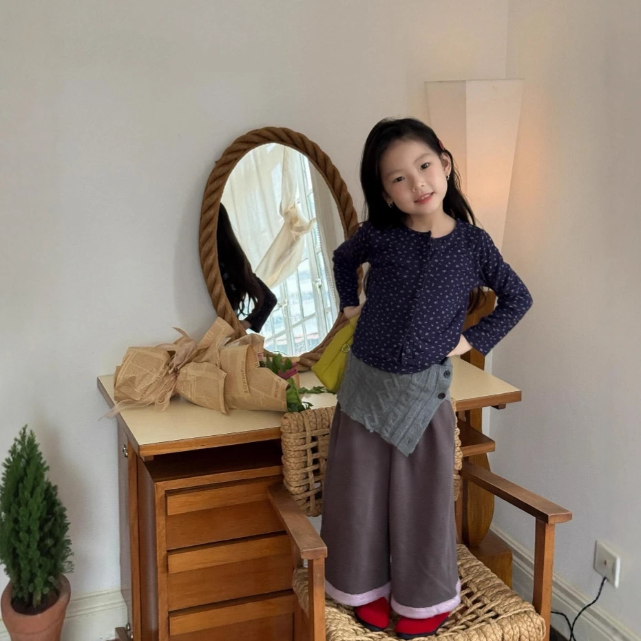 小思家女童2025秋季甜美韩版碎花长袖针织圆领上衣卷边休闲裤套装