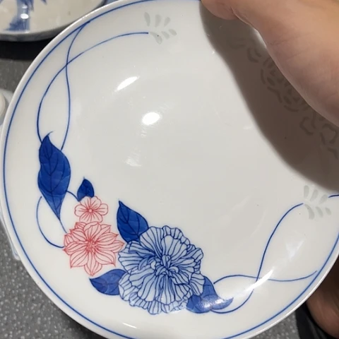 陶瓷6.5寸手绘碟一个