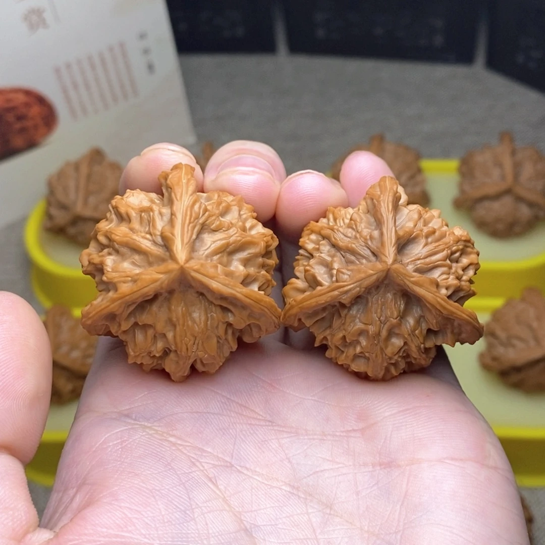 吊坠文玩核桃盘山三棱38微修打底