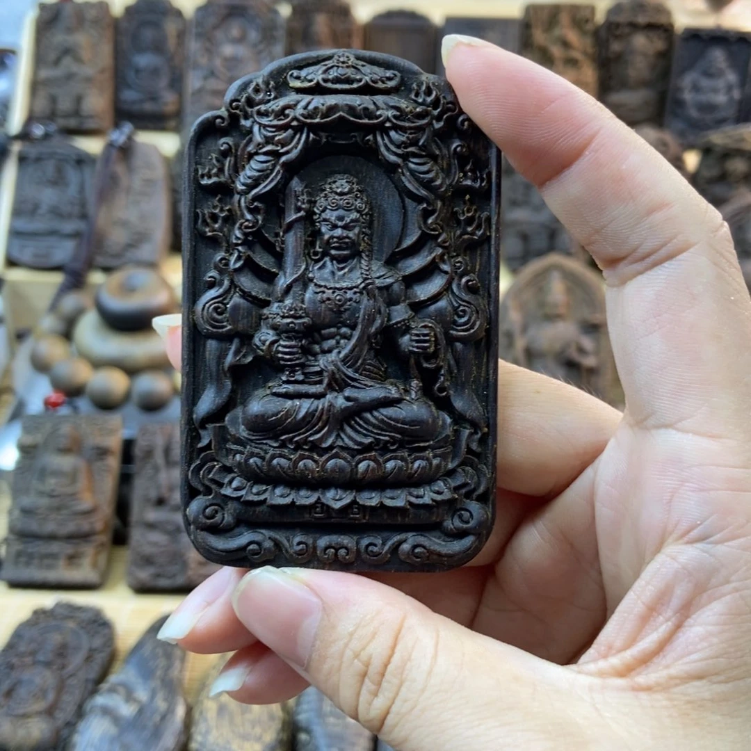 木༺****༻越南芽庄黄奇楠吊坠