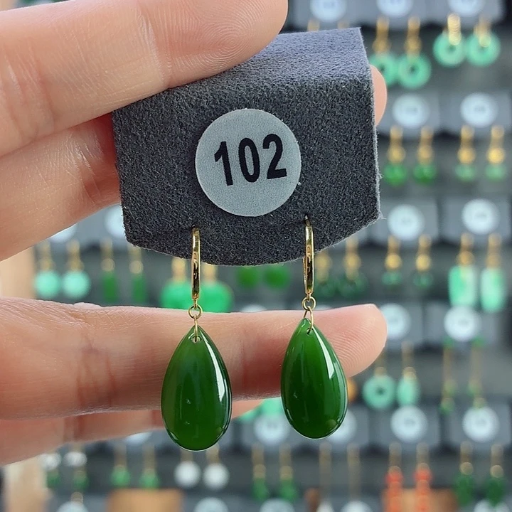 和田玉18K金镶嵌耳饰