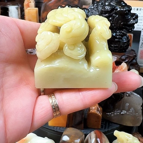 寿山石寿山艾叶绿
