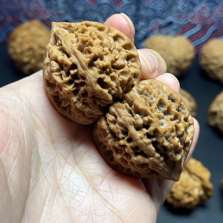 文玩核桃吊坠全品太行龙纹