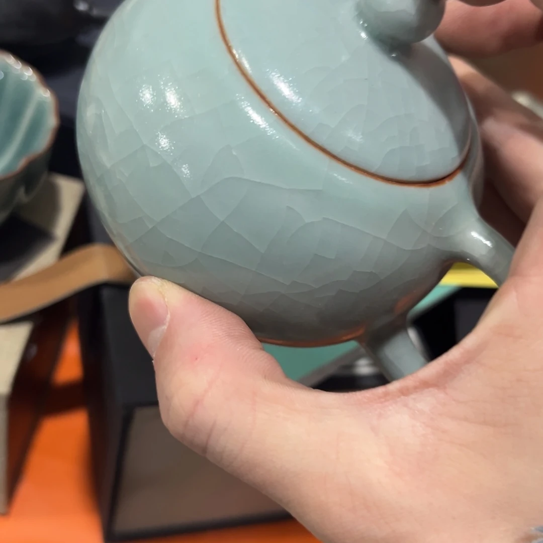 陶瓷艺术的发展和艺术创作