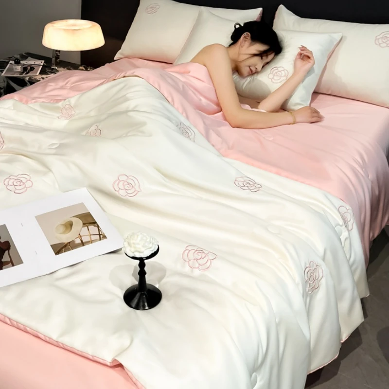 高级感冰丝刺绣夏凉被子全套一整套单双人学生宿舍空调被芯可水洗