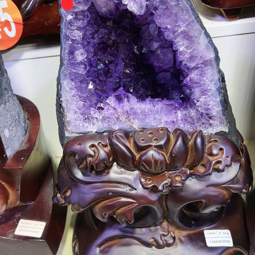 紫晶未镶嵌大型摆件（非配饰）