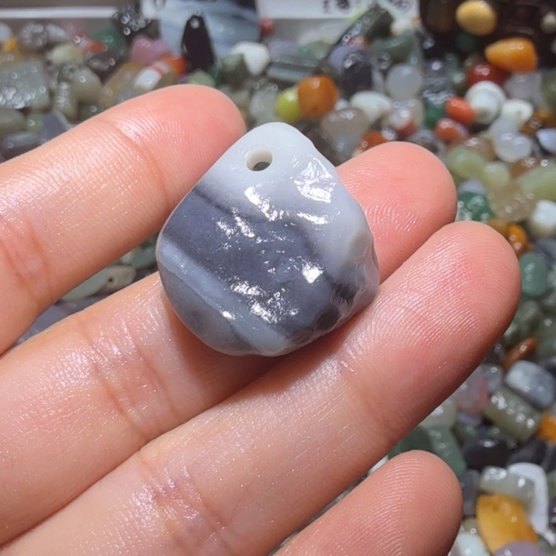 和田玉未镶嵌珠宝半成品