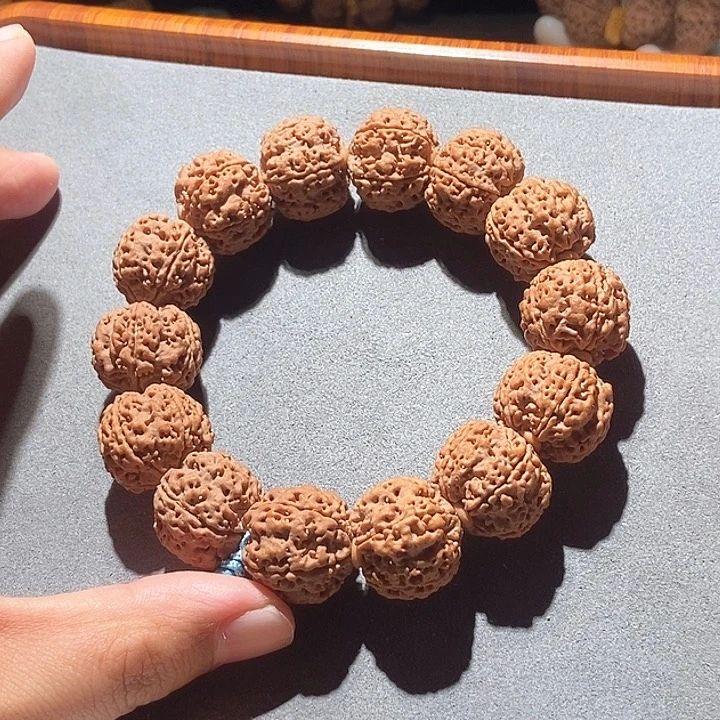 金刚菩提吊坠S**?原生态满肉梅花22mm