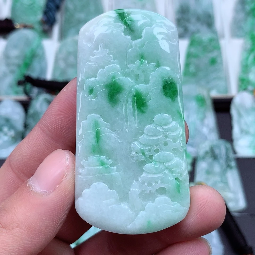 翡翠颈饰未镶嵌翡翠吊坠