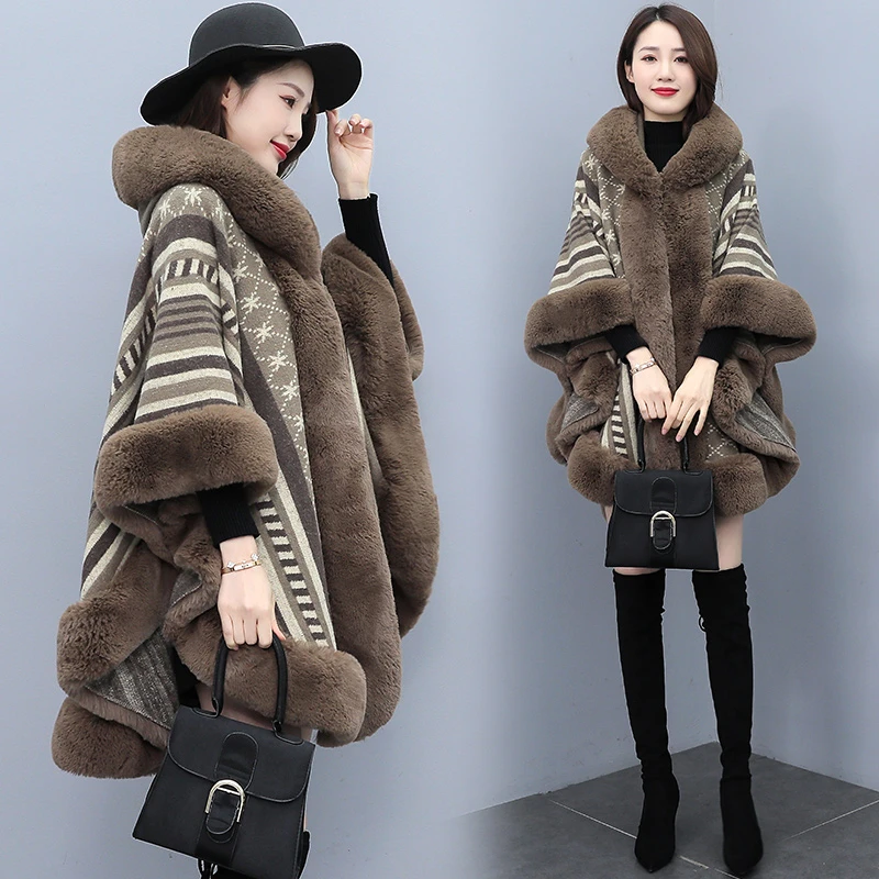 大码短款百搭连帽宽松保暖韩版皮毛一体中长款秋冬季加厚毛呢外套