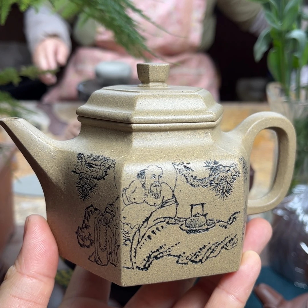 紫砂茶壶六方德钟芝麻段泥