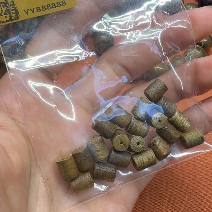 大叶紫檀(黑酸枝木类)