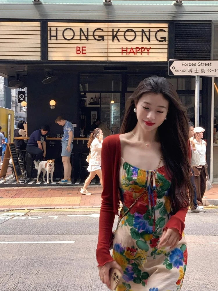 法式度假港风复古碎花连衣裙女夏季短款开衫吊带裙着肚子显瘦长裙