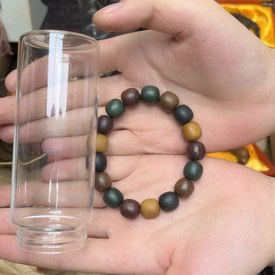 大叶紫檀（黑酸枝木类）