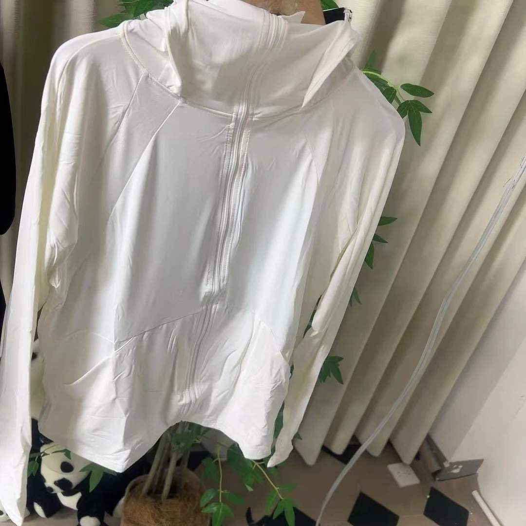 NN123 夏季女款连帽薄外套