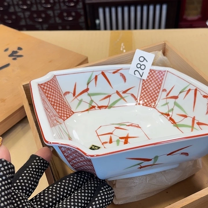 很好看的钵子很好看