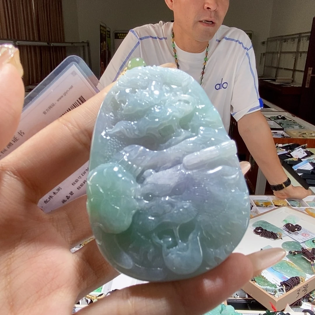 翡翠未镶嵌颈饰翡翠