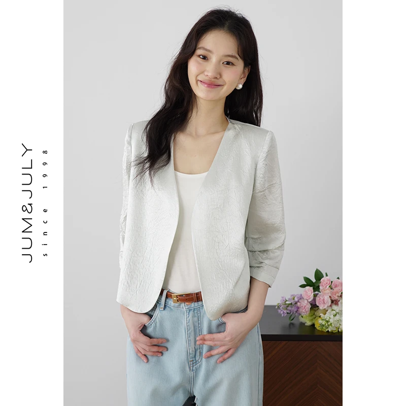 嘉茱莉【依锦】夏季新款休闲西装外套女短款小个子上衣西服V1061