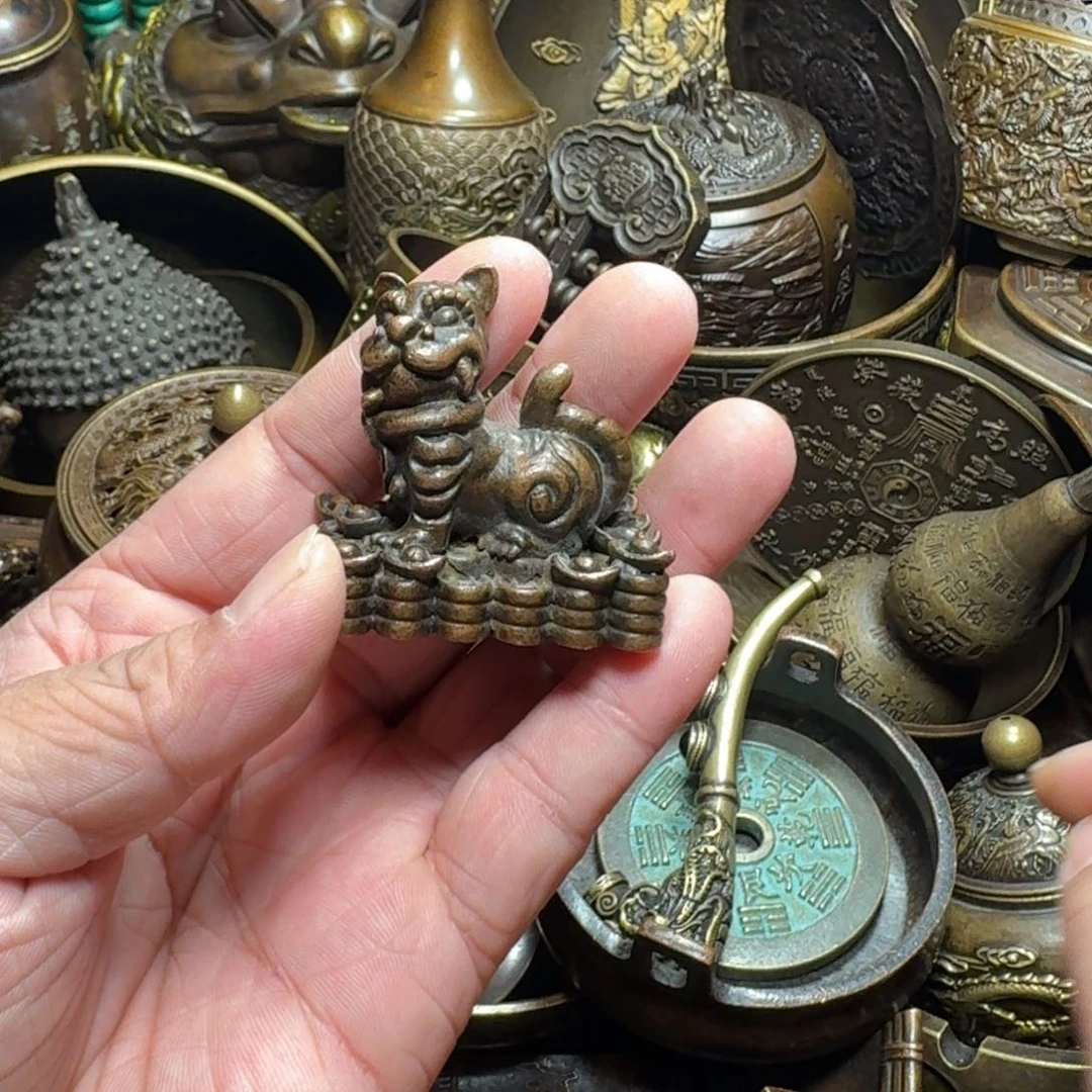 铜器摆件收收藏藏