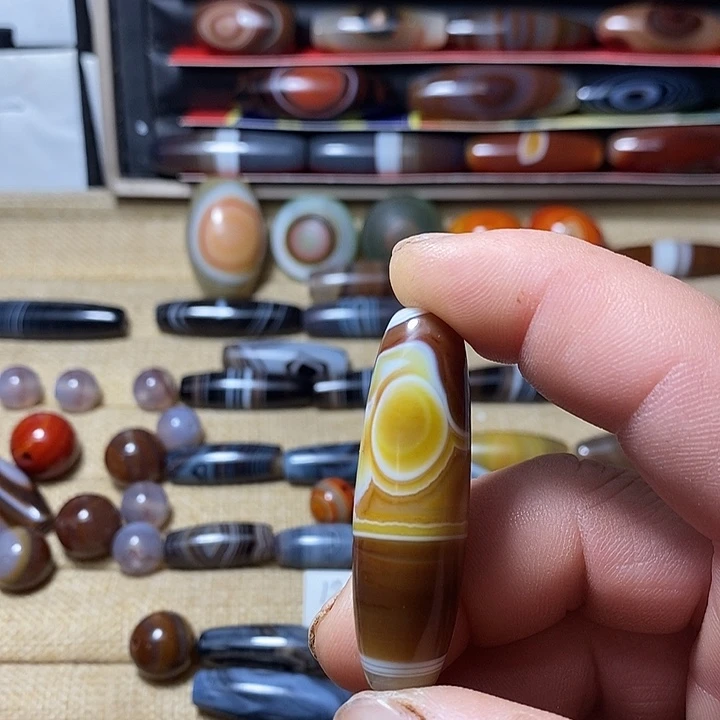 玛瑙/玉髓合金颈饰