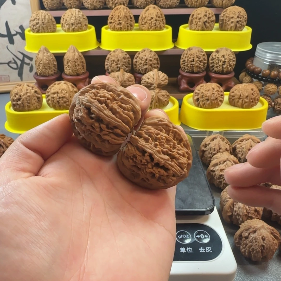 比***饼文玩核桃吊坠四座楼