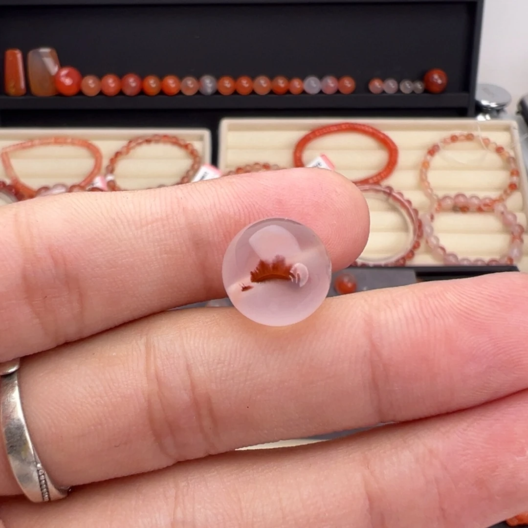 冲***冲未镶嵌川料南红玛瑙圆珠12.5mm