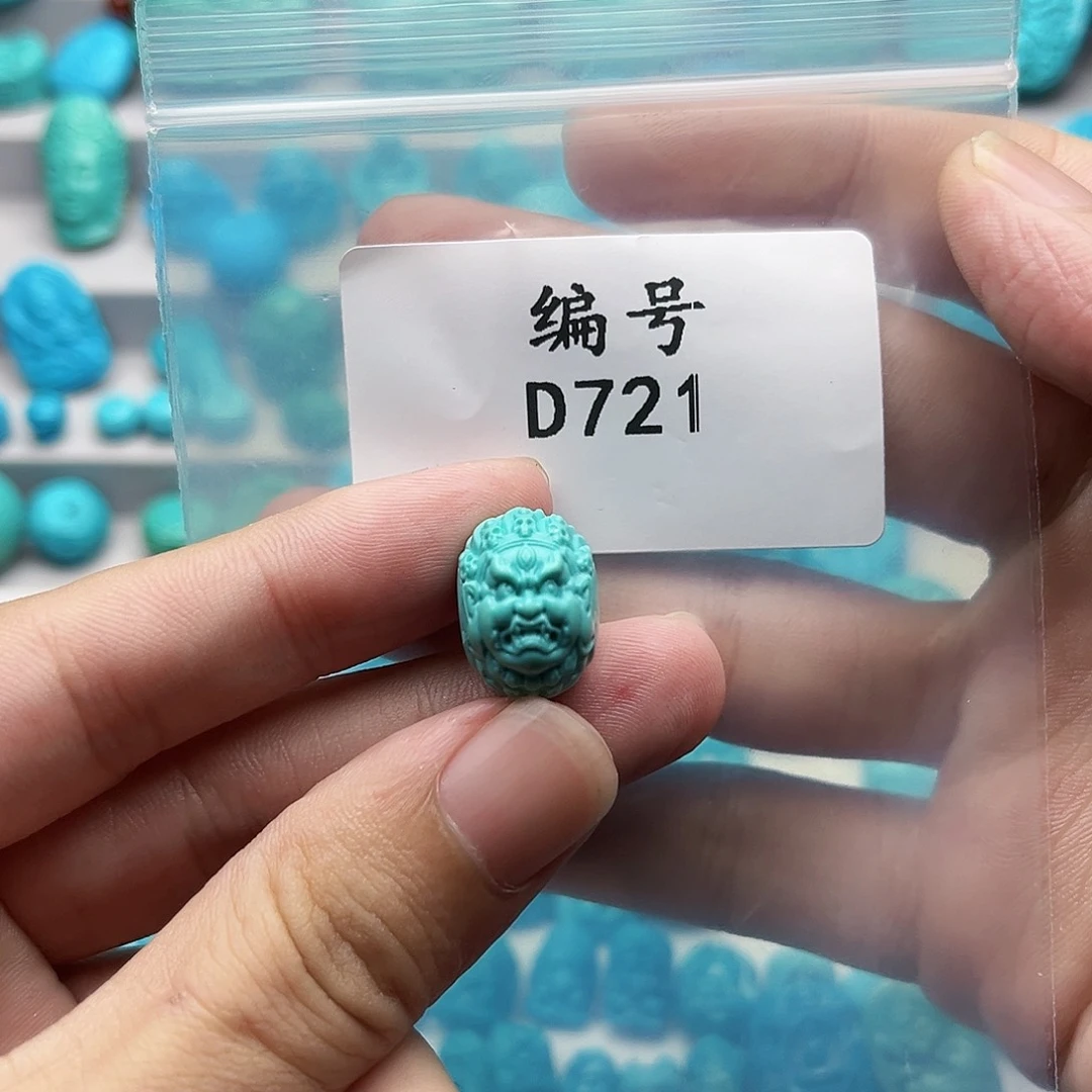 差***。未镶嵌绿松石天然原矿雕刻绿松石