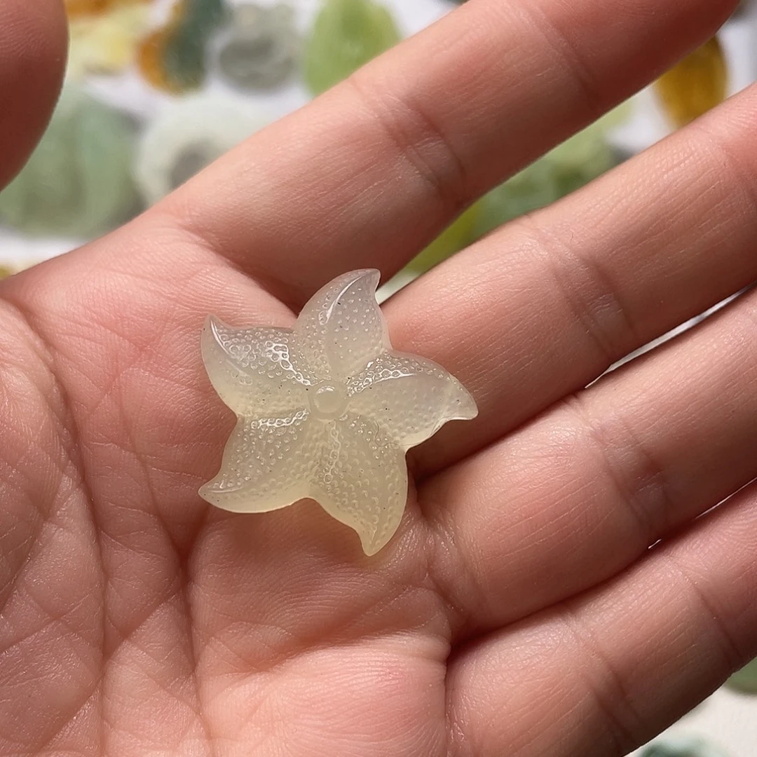 观***岄蛇纹石玉未镶嵌颈饰