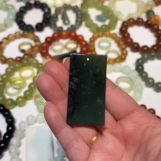 蛇纹石玉未镶嵌手串