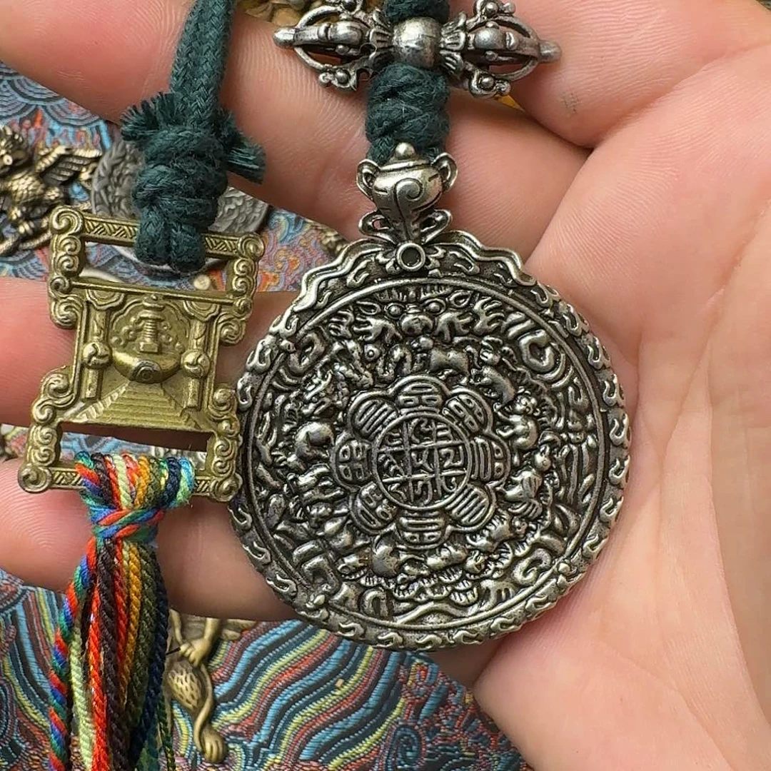 苦****藏式风格九宫八卦牌