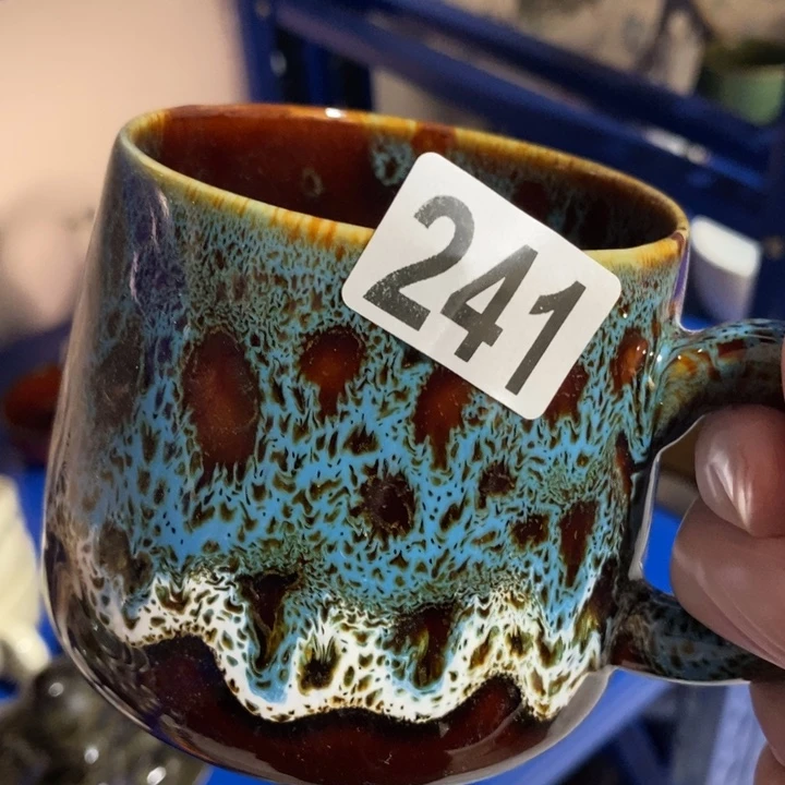瓷片窑变茶杯微瑕疵