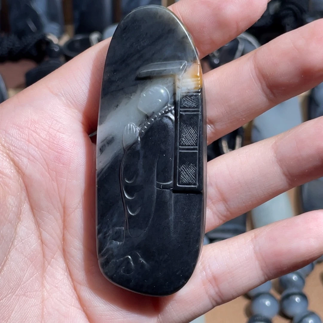 和田玉未镶嵌颈饰