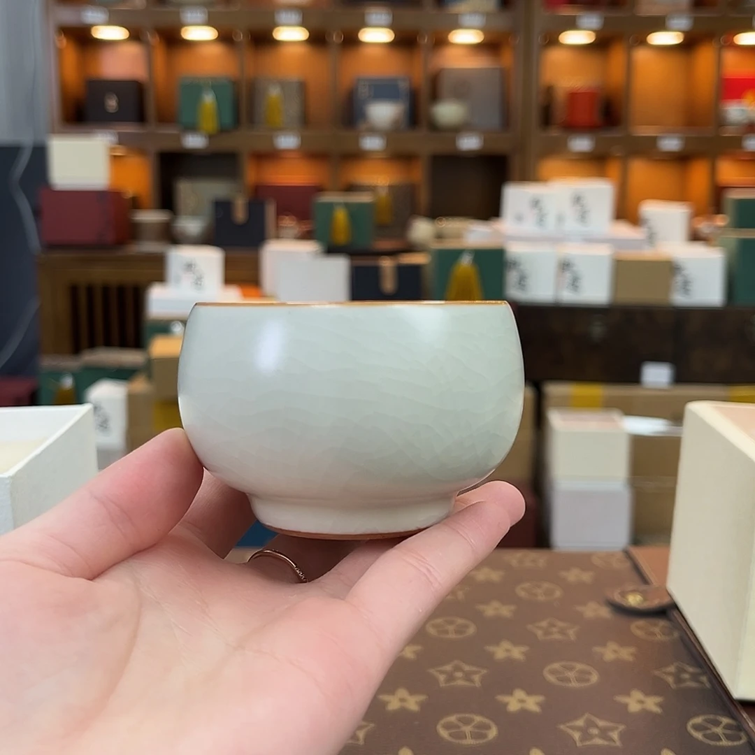 杯子哈哈哈哈啊哈