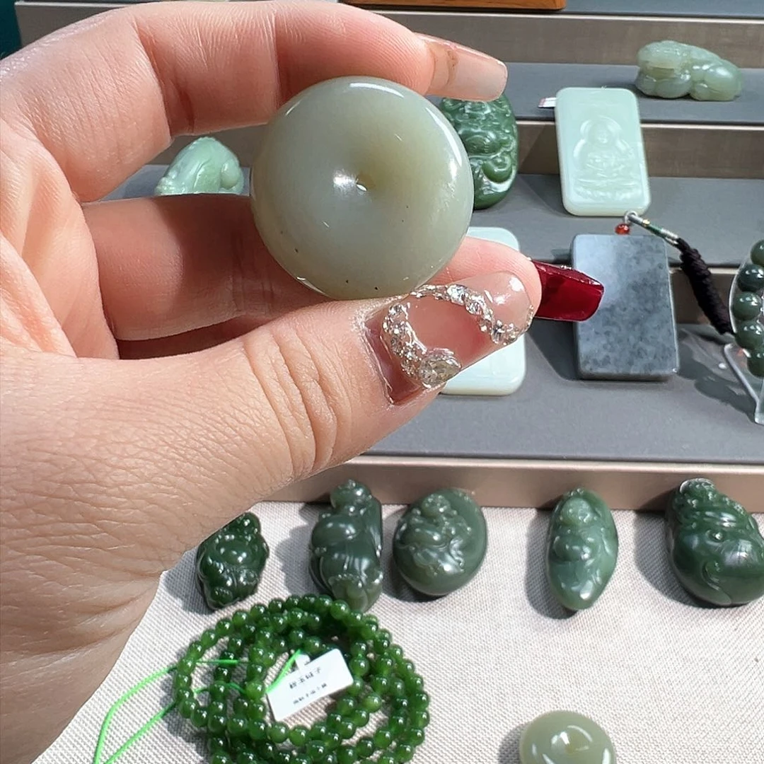 和田玉吊坠(不含链)未镶嵌