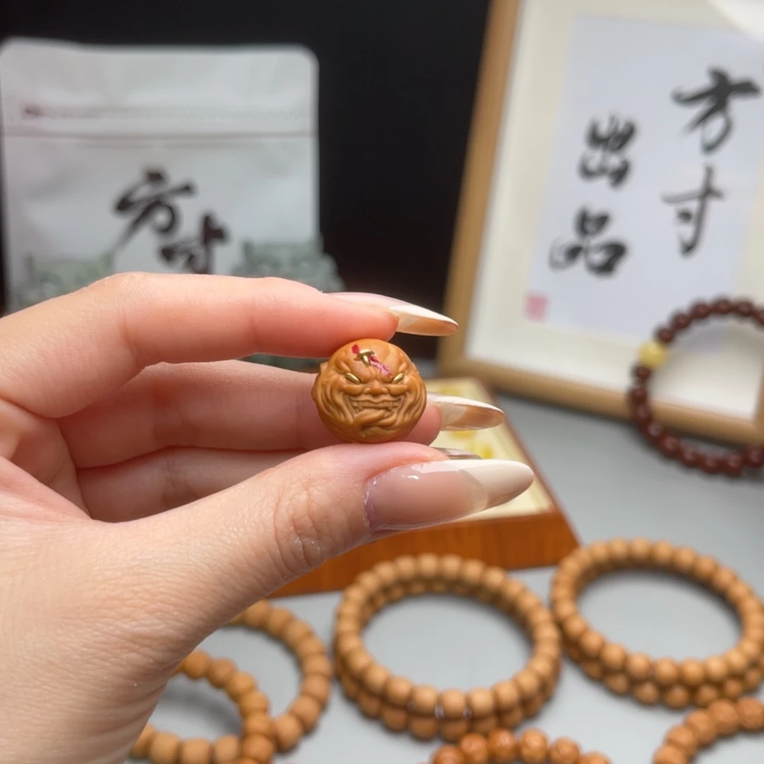 猴头核桃手串小****?配饰