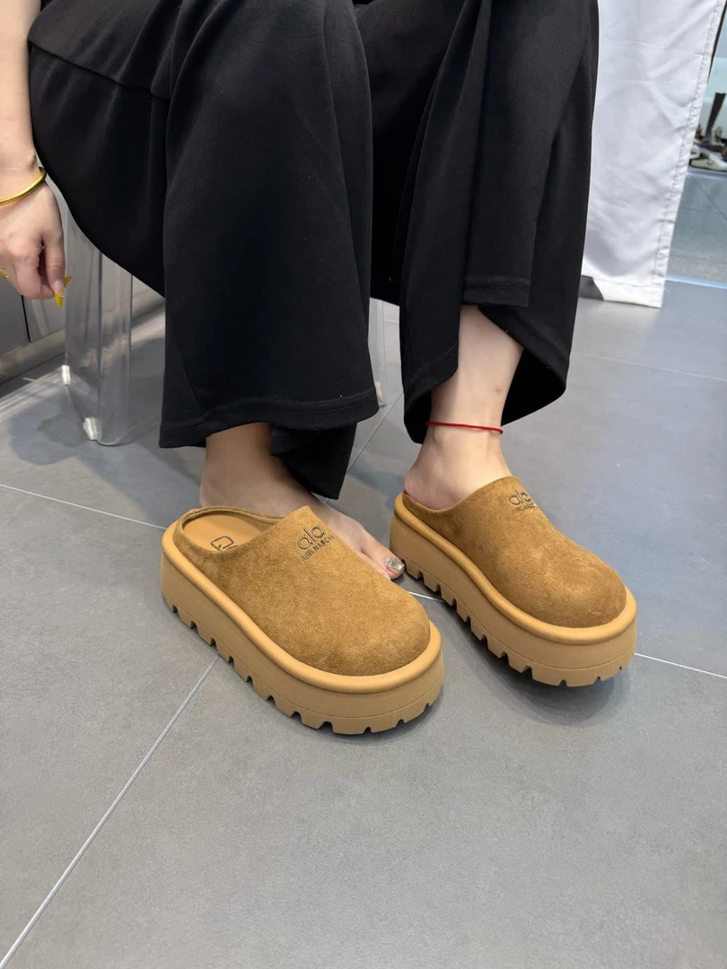 厚底勃肯鞋半拖女外穿2025秋季新款增高软底绝美一脚蹬包头拖鞋潮