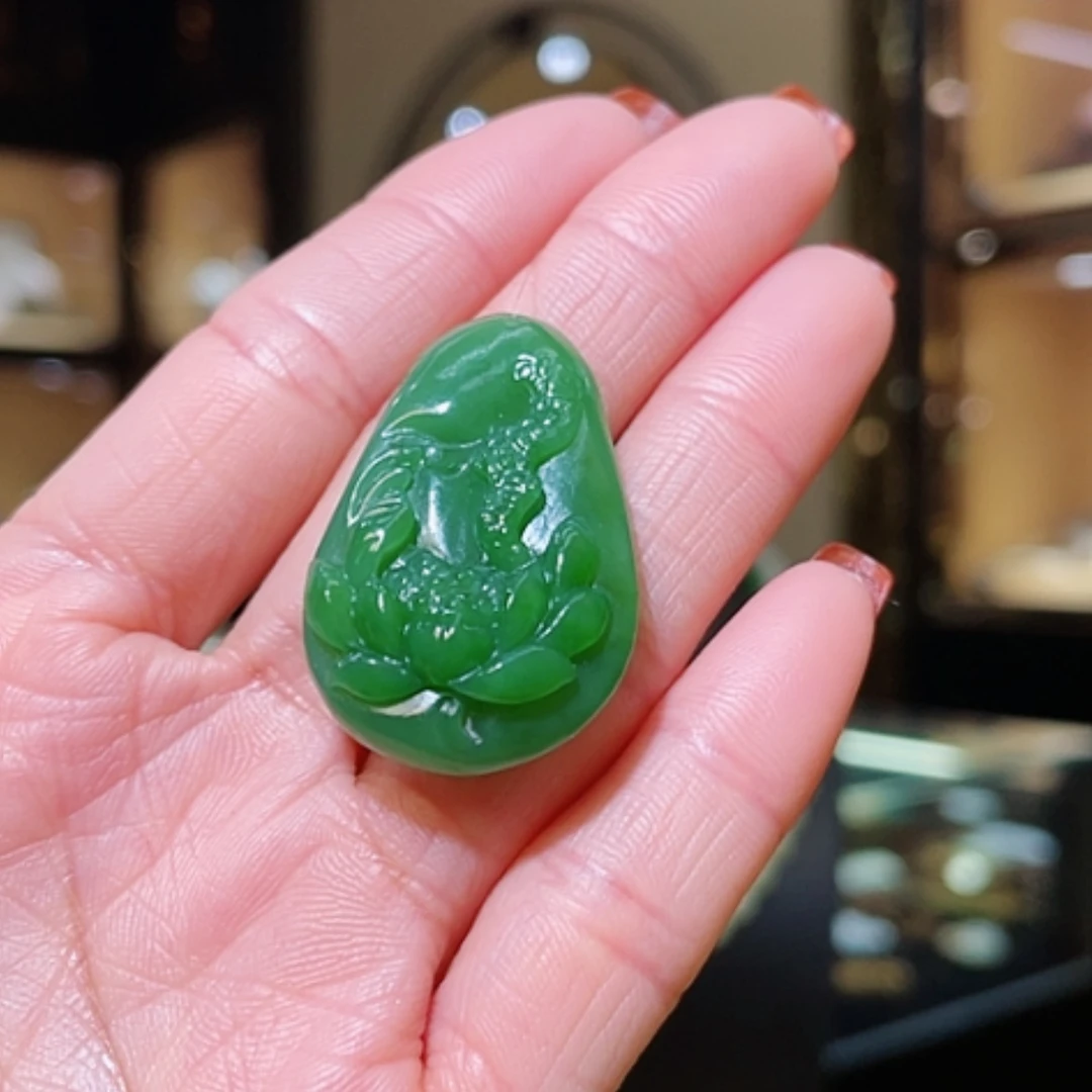 【闪购商品】和田玉颈饰未镶嵌荷花牌