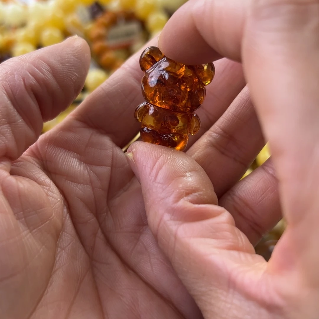 琥珀珠宝奇石未镶嵌