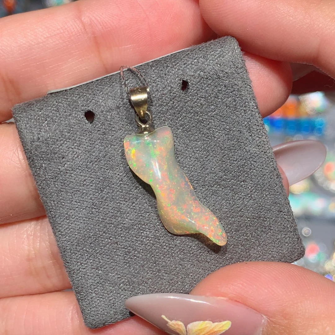 欧泊欧泊吊坠y银S925镶嵌