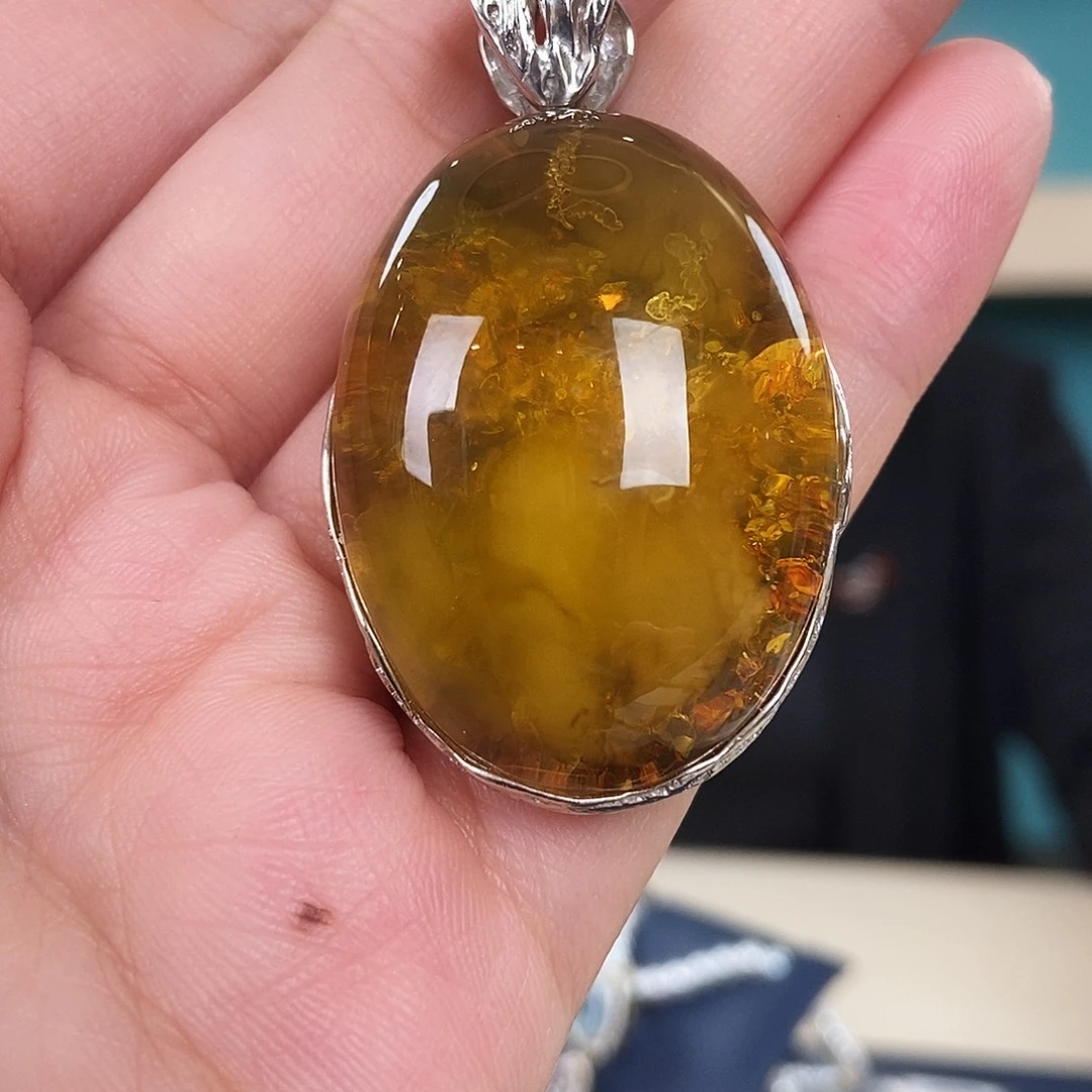 琥珀银S925镶嵌颈饰