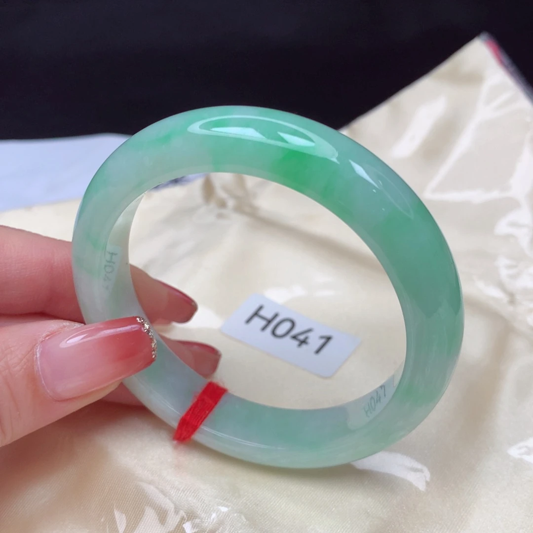 翡翠手镯未镶嵌手镯53