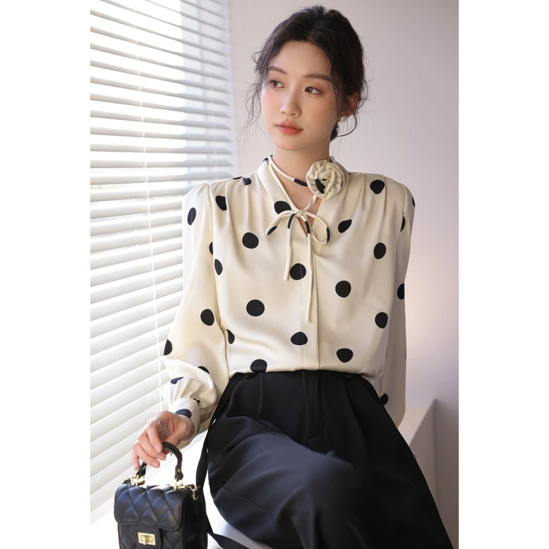 成人法式轻熟风缎面长袖衬衫女装秋季新款时尚波点设计感轻薄通勤