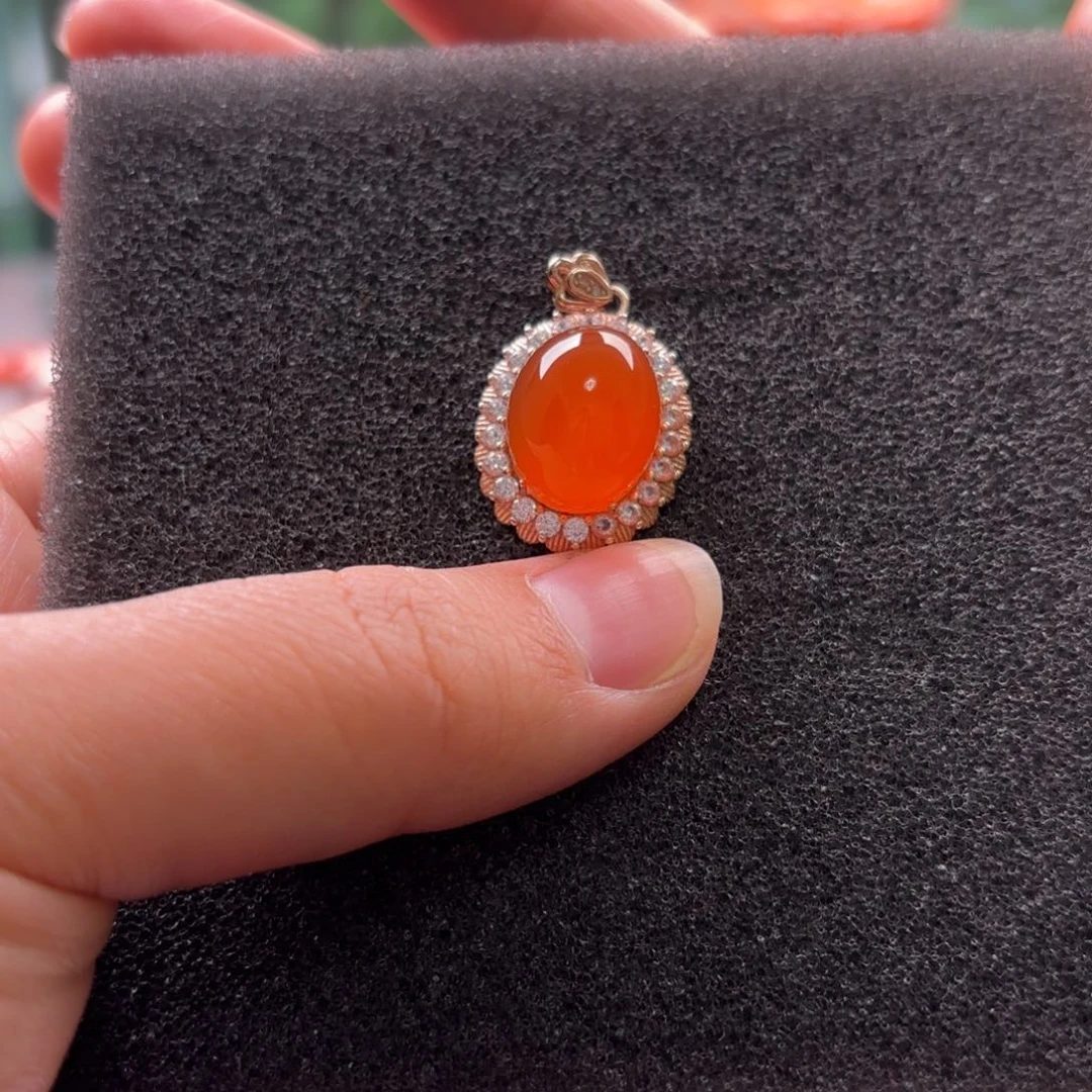 手串未镶嵌南红玛瑙雾****年